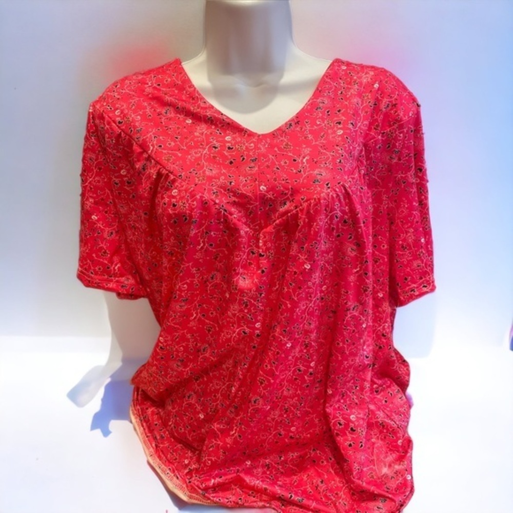 Women’s pink multicolored flowered, short sleeve blouse, size 3 XL